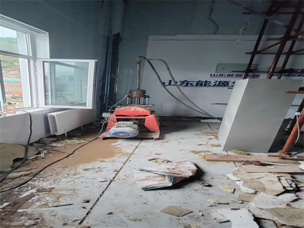 嵩县地基基础下沉墙体裂缝加固注浆顶升施工