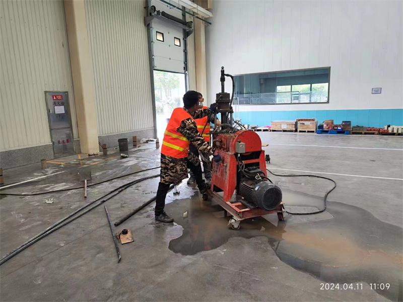 嵩县厂房地面下沉塌陷注浆加固施工